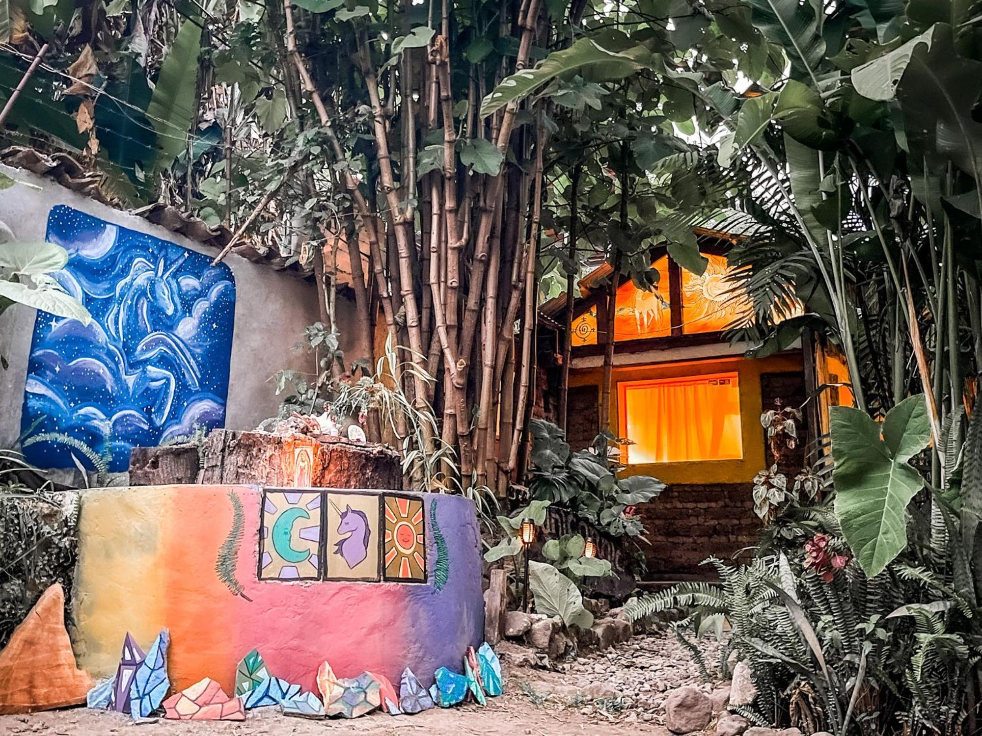 Unicorn Reborn - Peaceful Rentals San Marcos La Laguna Luaran gambar