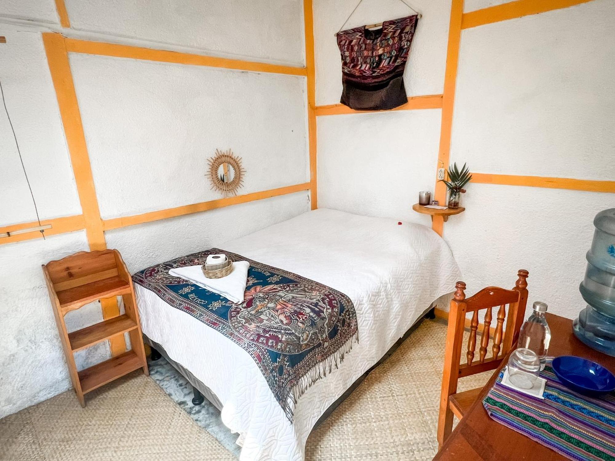 Unicorn Reborn - Peaceful Rentals San Marcos La Laguna Luaran gambar