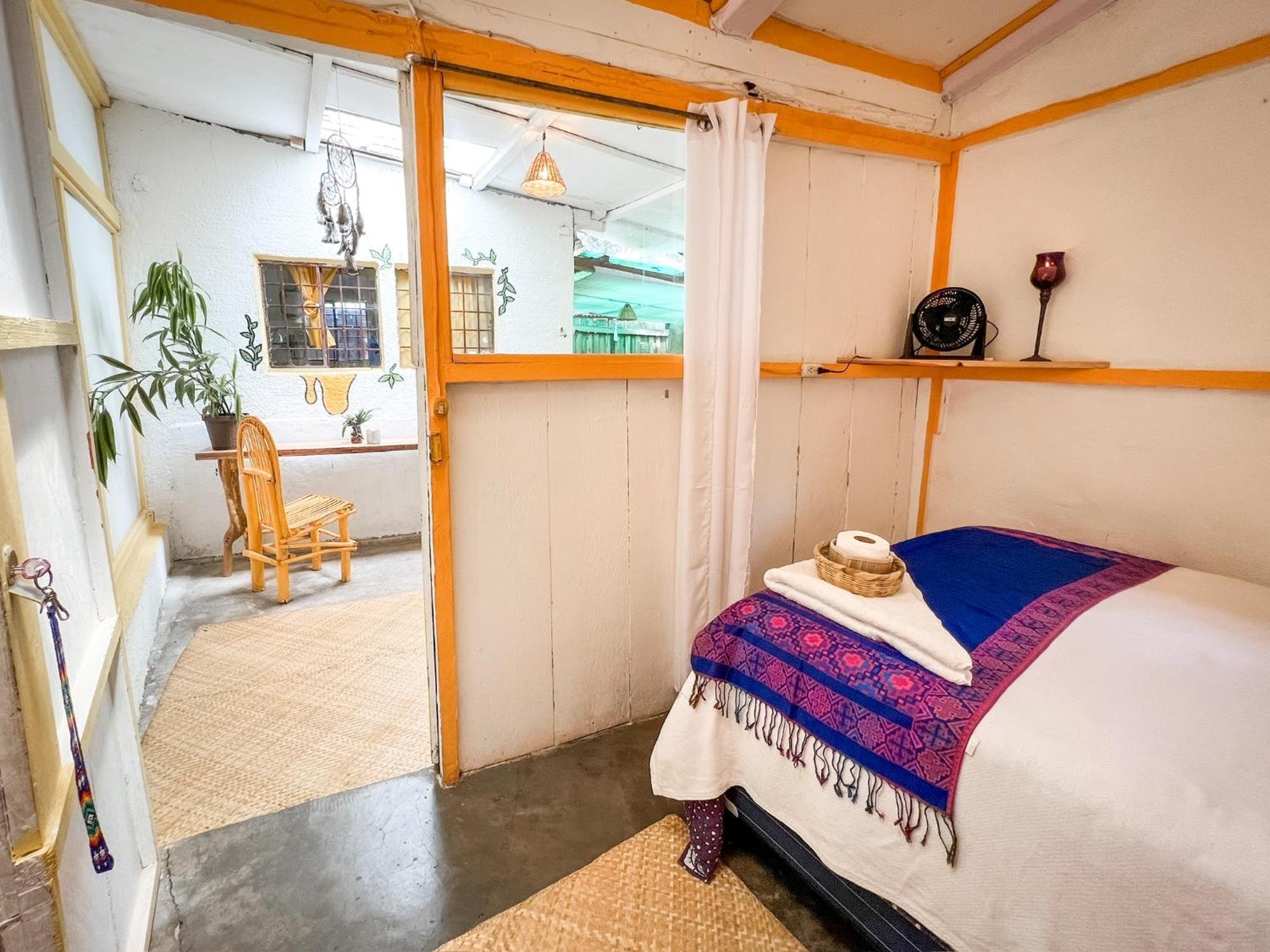 Unicorn Reborn - Peaceful Rentals San Marcos La Laguna Luaran gambar