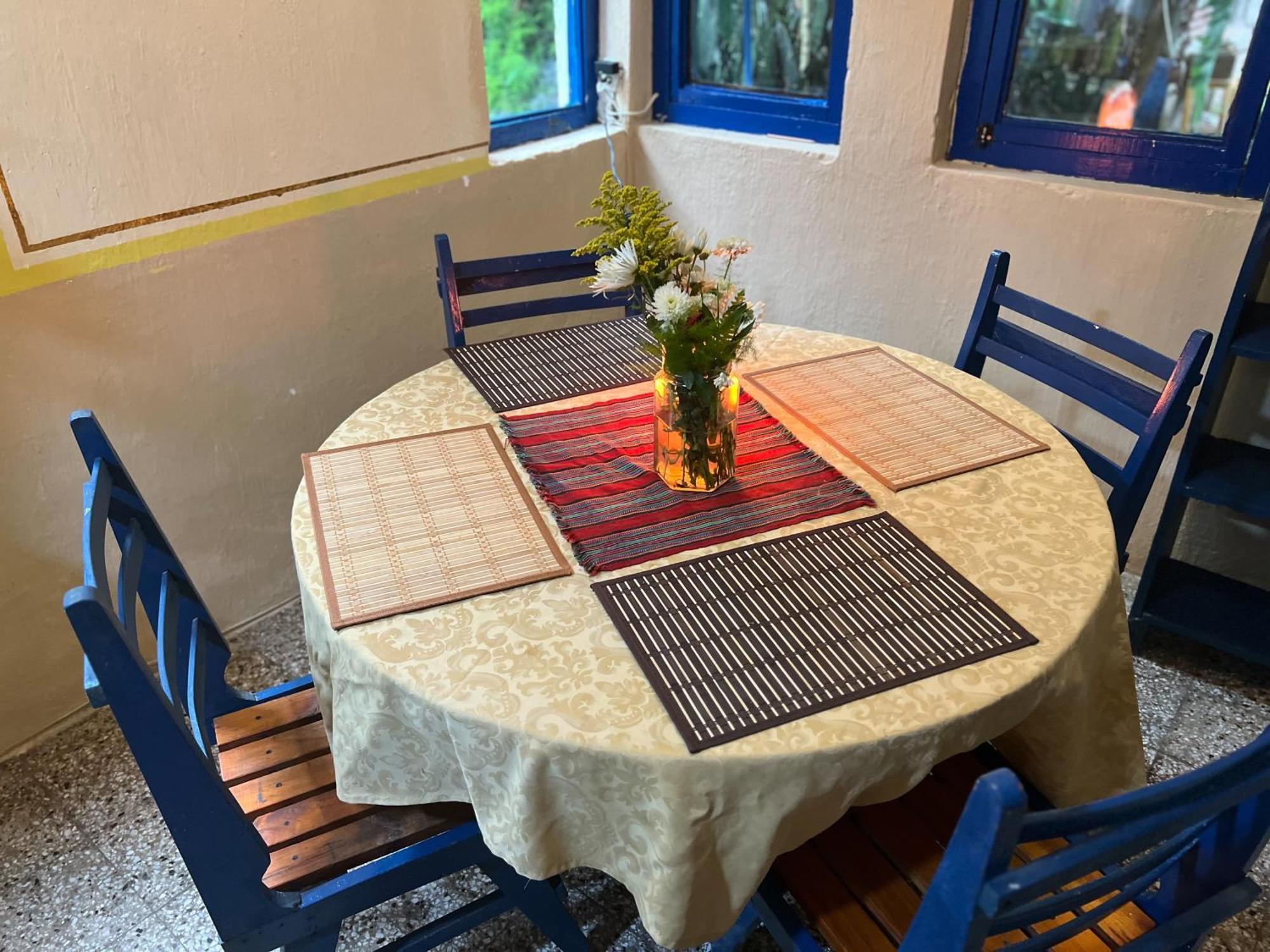 Unicorn Reborn - Peaceful Rentals San Marcos La Laguna Luaran gambar
