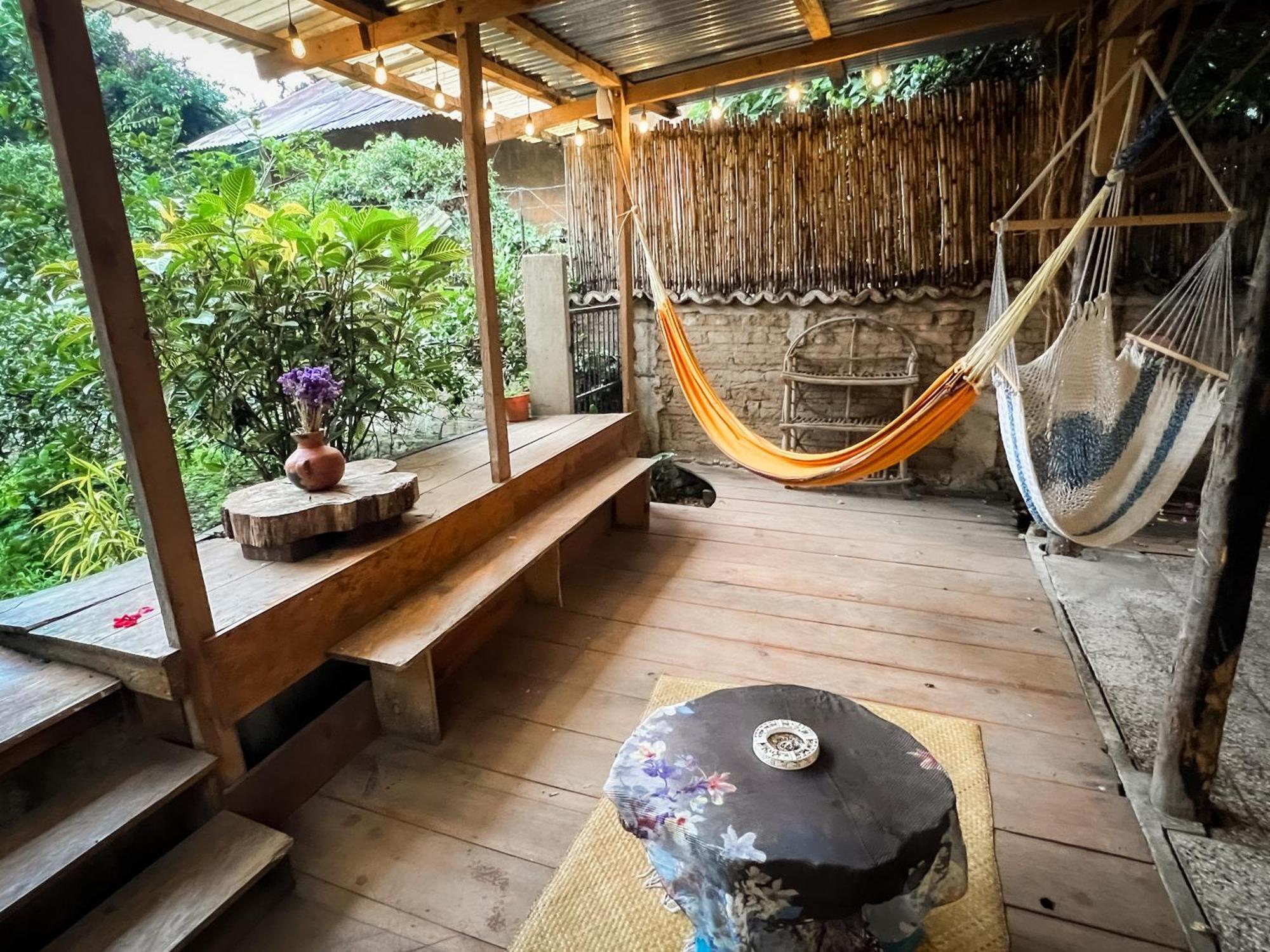 Unicorn Reborn - Peaceful Rentals San Marcos La Laguna Luaran gambar